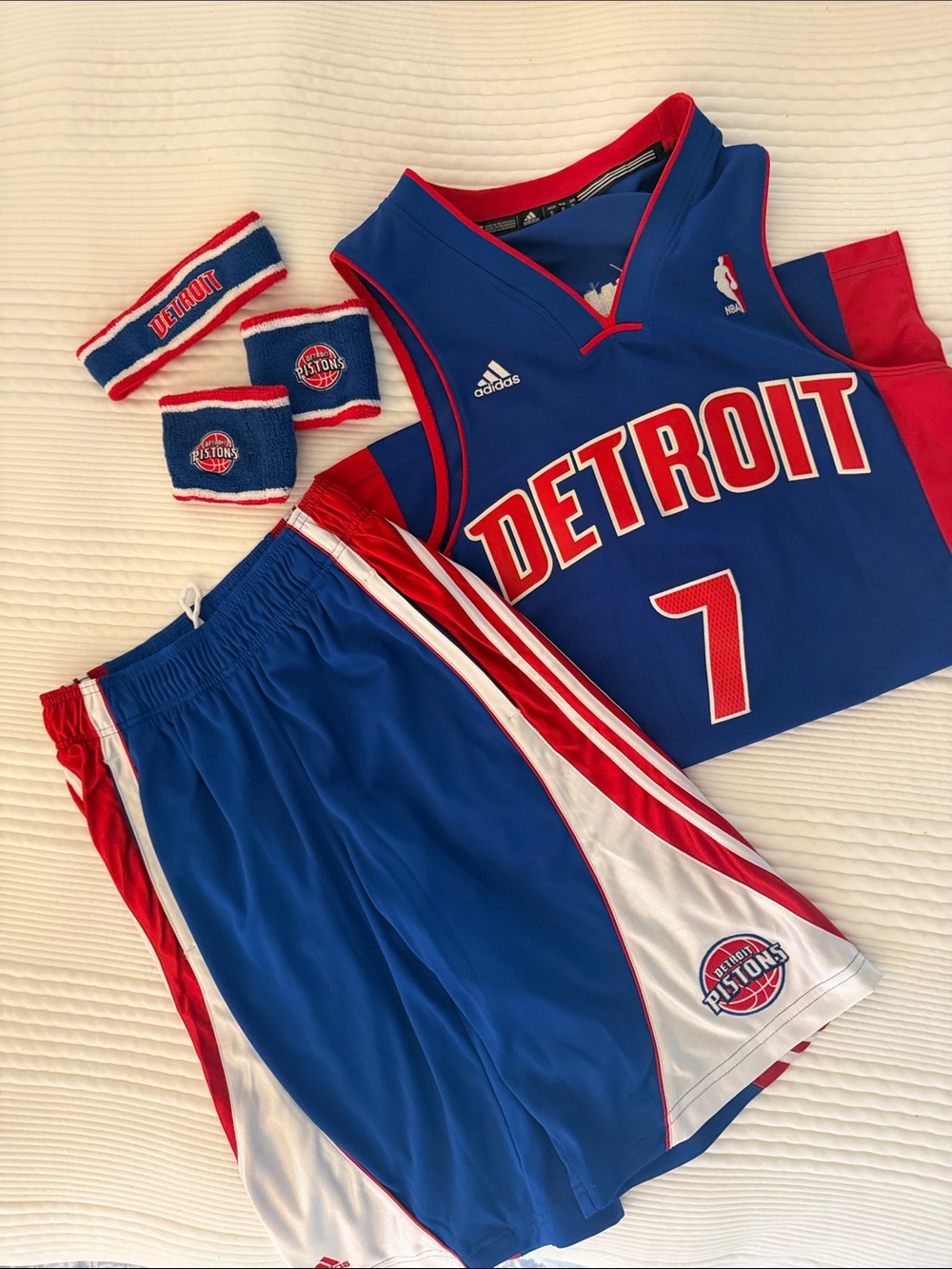 Adidas Blue & Red Detroit Pistons Jersey and Shorts Set Brandon Knight #7.